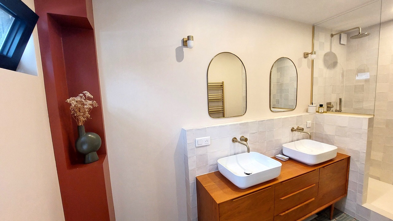 Photo of Bathroom in Garches