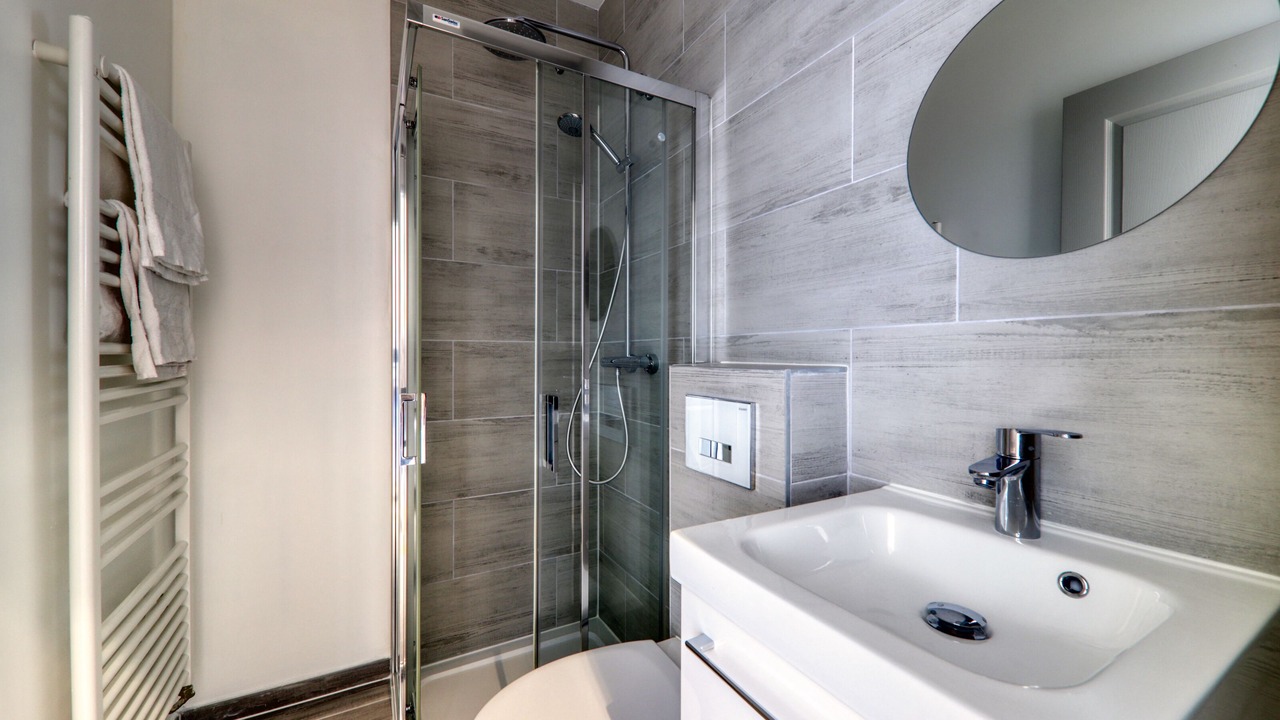 Photo of Bathroom in Esbly