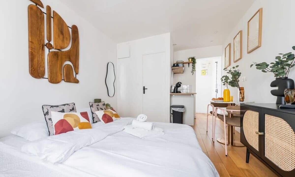 Photo of Bedroom in Hopital Saint-Louis