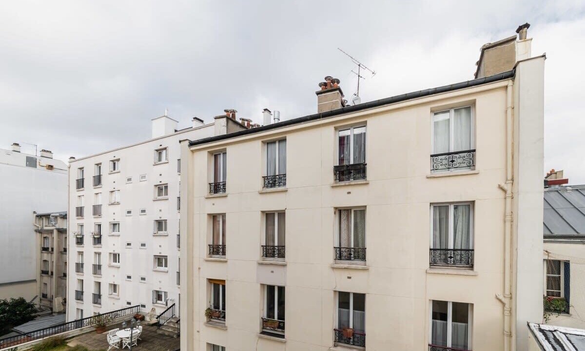 Photo of Outdoor in Hopital Saint-Louis