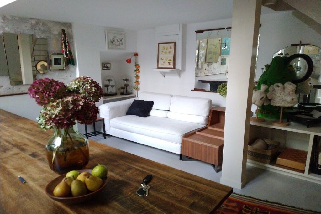 Photo of Livingroom in Belleville