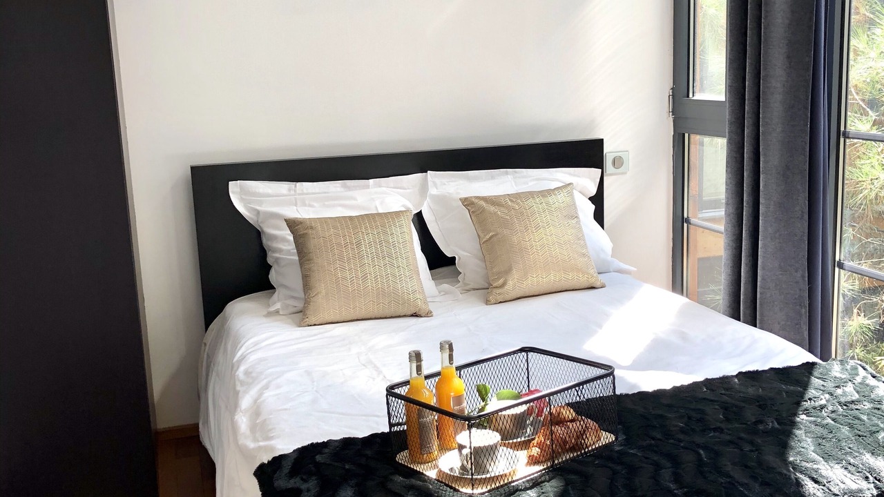 Photo of Bedroom in Combat