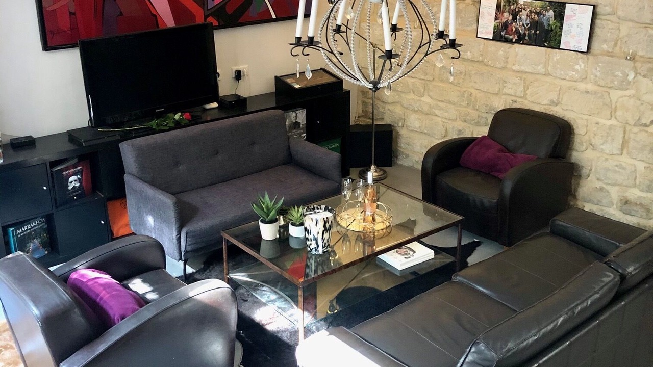 Photo of Livingroom in Combat