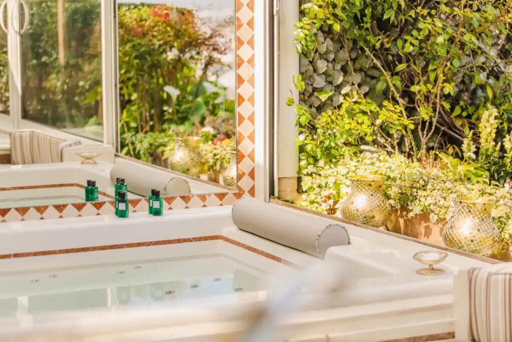 Photo of Bathroom in 16th Arrondissement