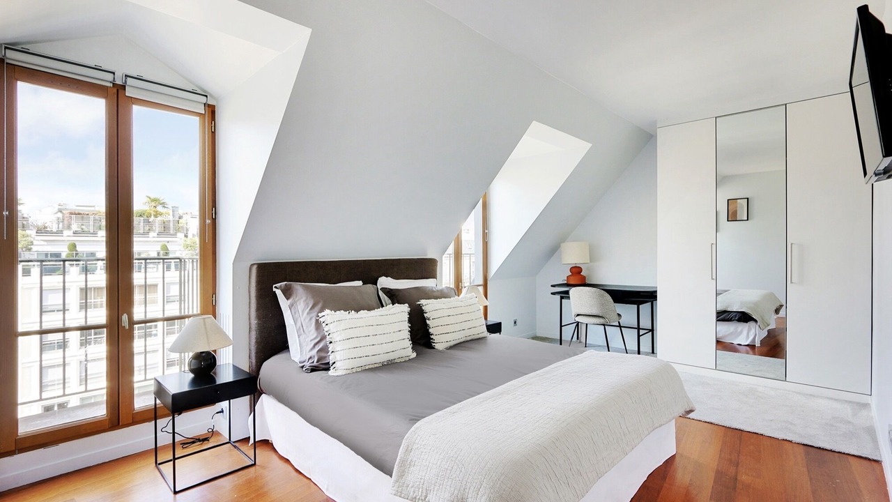 Photo of Bedroom in Chaillot