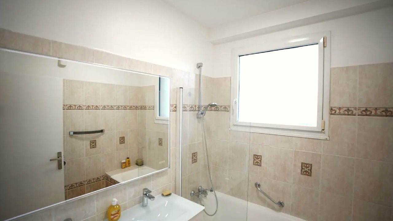 Photo of Bathroom in Auteuil