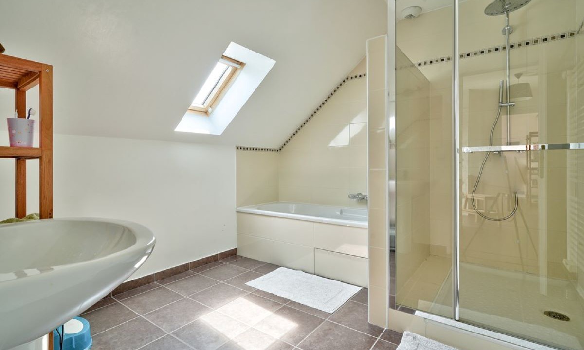Photo of Bathroom in Sucy-en-Brie