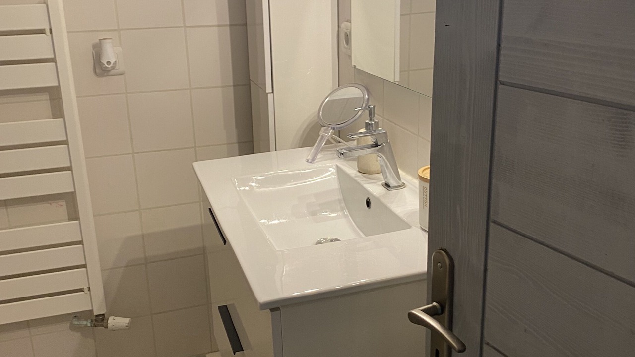 Photo of Bathroom in Vitry-sur-Seine
