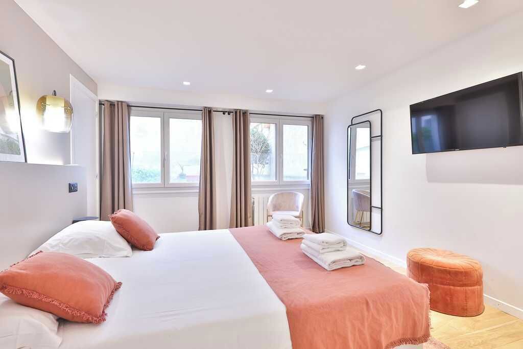 Photo of Bedroom in Quartier Saint-Ambroise