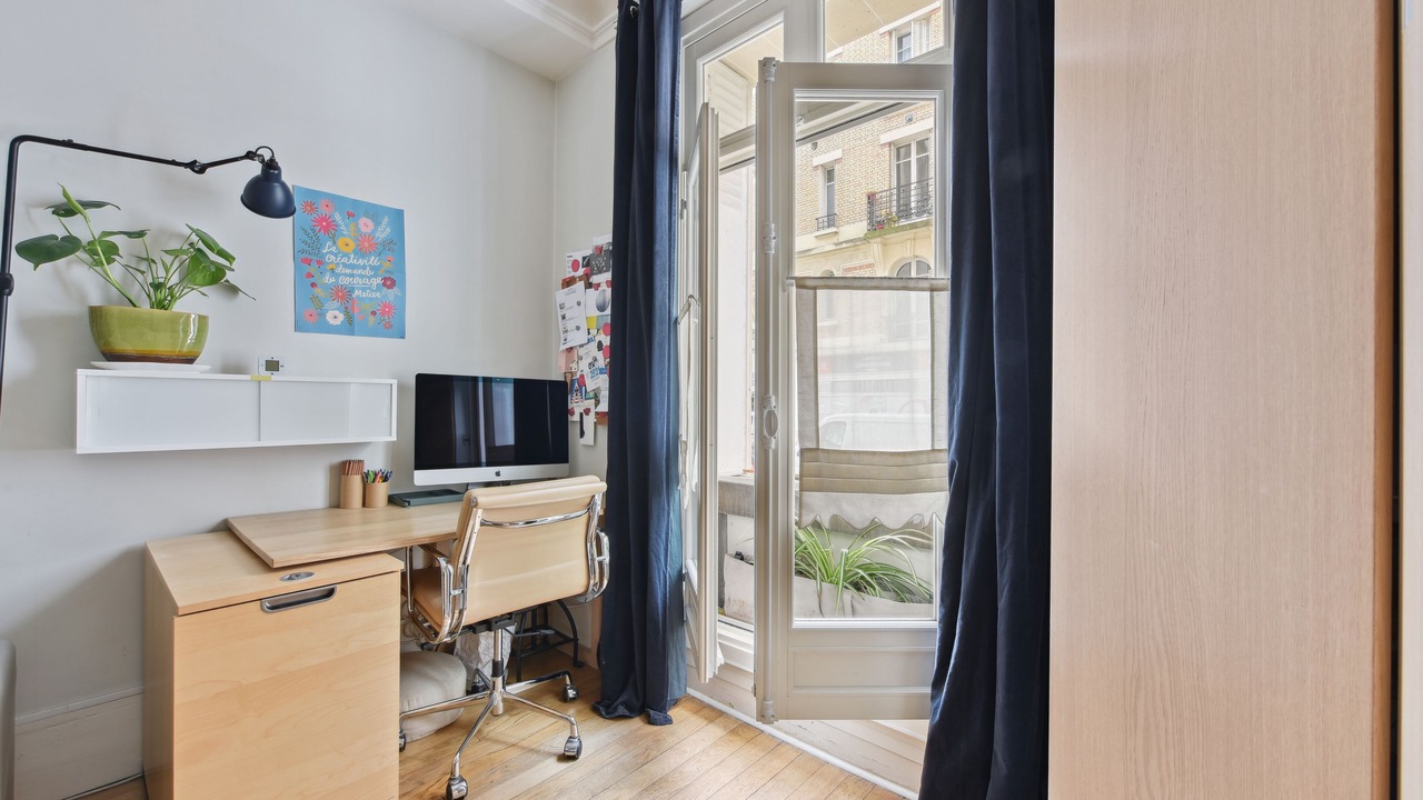 Photo of Others in Grenelle