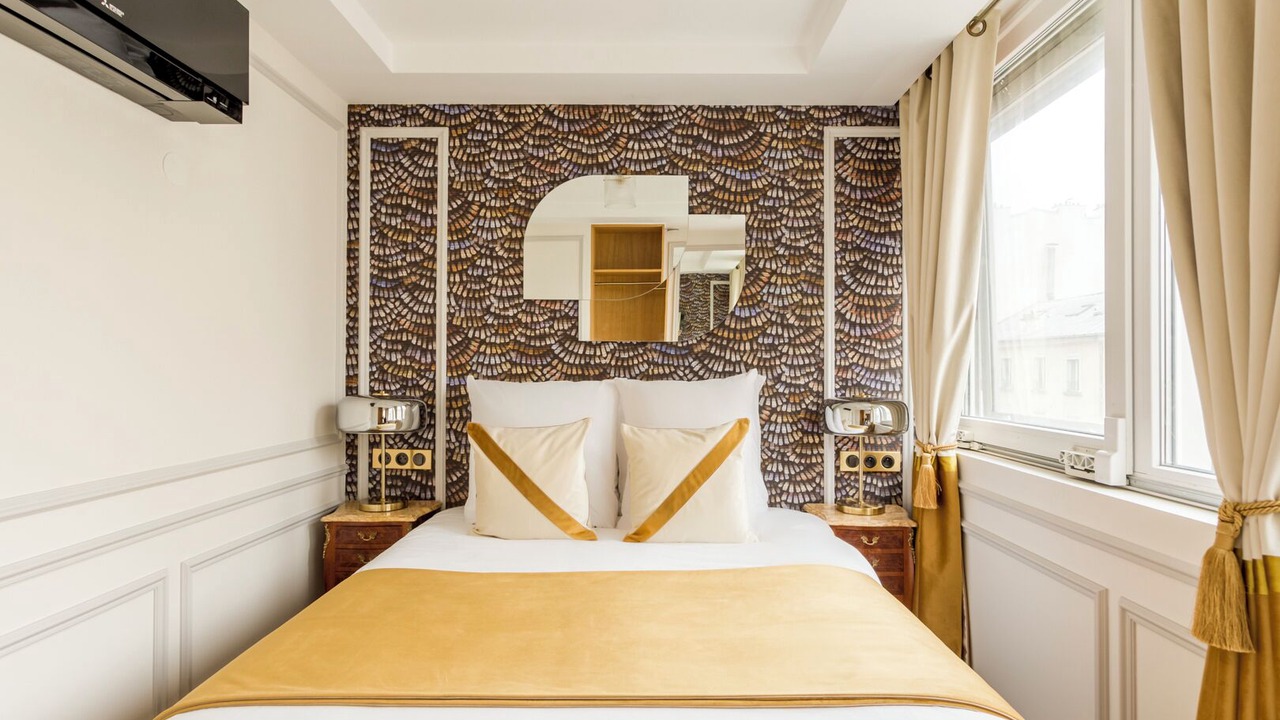 Photo of Bedroom in Grenelle