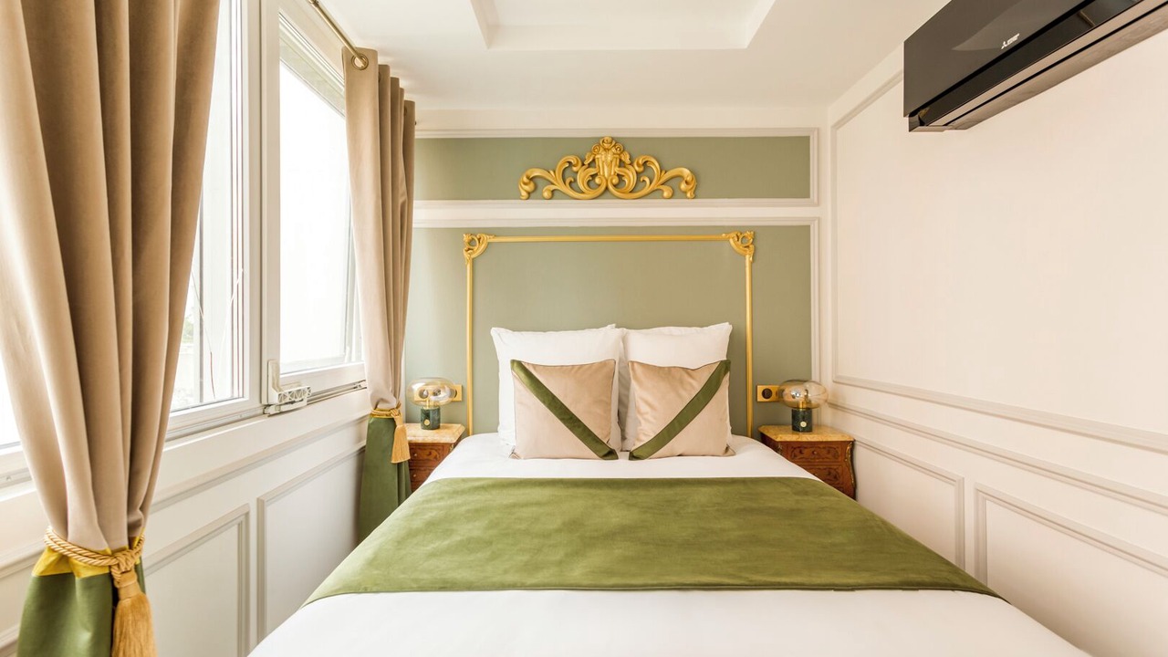 Photo of Bedroom in Grenelle
