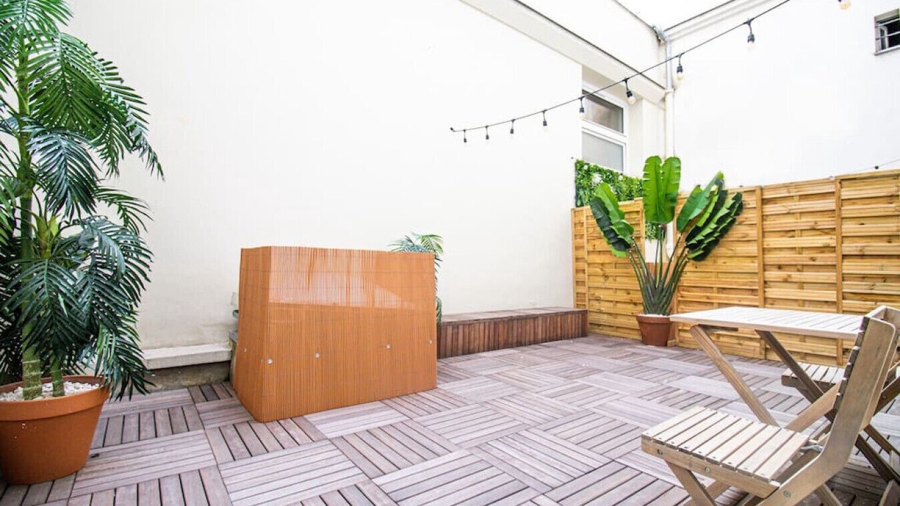 Photo of Patio Balcony in Saint-Merri