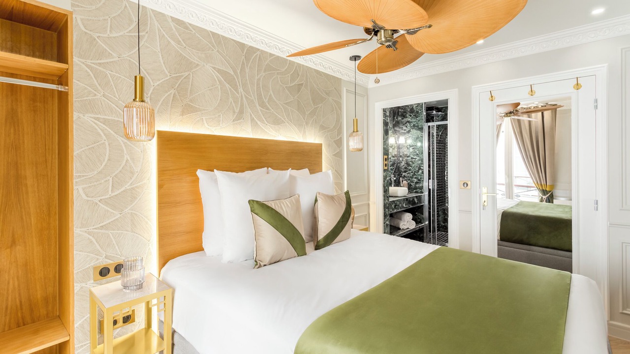 Photo of Bedroom in Quartier de la Place-Vendome