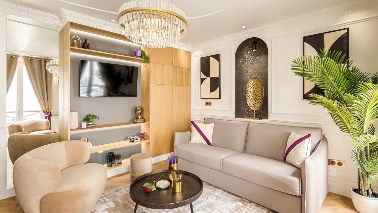 Photo of Livingroom in Quartier de la Place-Vendome