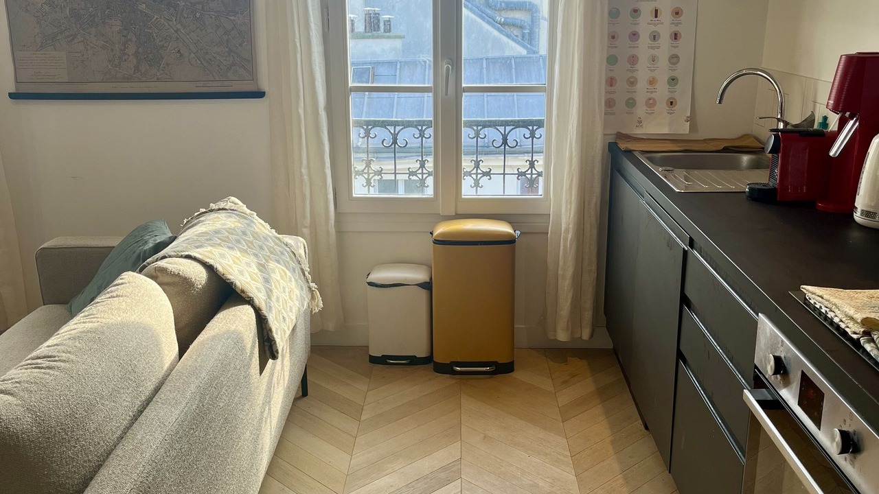 Photo of Kitchen in Quartier de la Folie-Mericourt