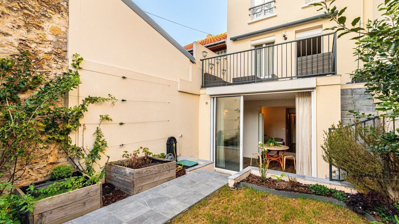 Photo of Patio Balcony in La Redoute-Le Fort