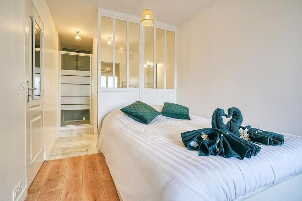 Photo of Bedroom in Choisy-le-Roi