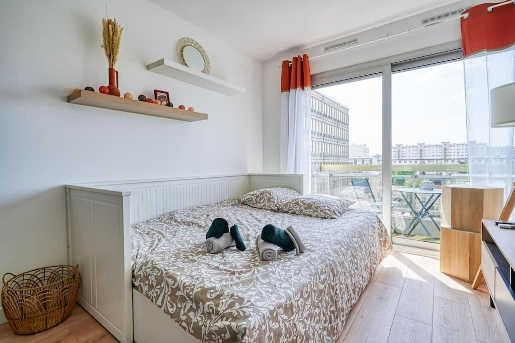 Photo of Bedroom in Choisy-le-Roi