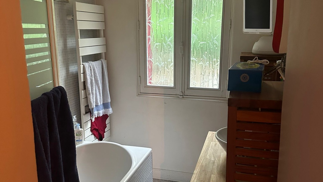 Photo of Bathroom in Sevres