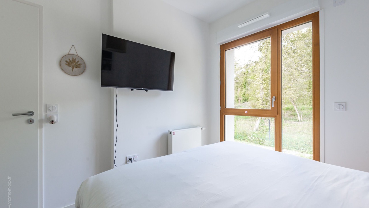 Photo of Bedroom in Magny-le-Hongre