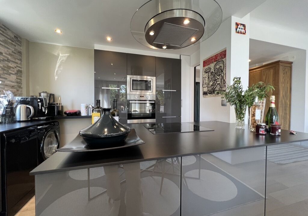 Photo of Kitchen in Saint-Cloud
