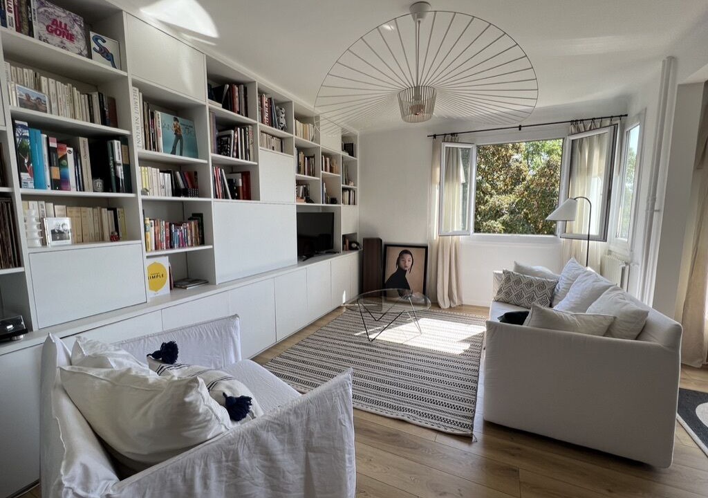 Photo of Livingroom in Saint-Cloud