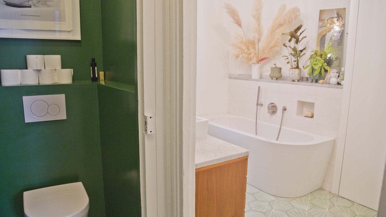 Photo of Bathroom in Quartier de la Folie-Mericourt