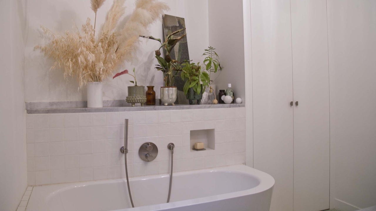 Photo of Bathroom in Quartier de la Folie-Mericourt