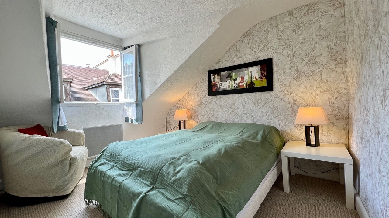 Photo of Bedroom in 3rd Arrondissement