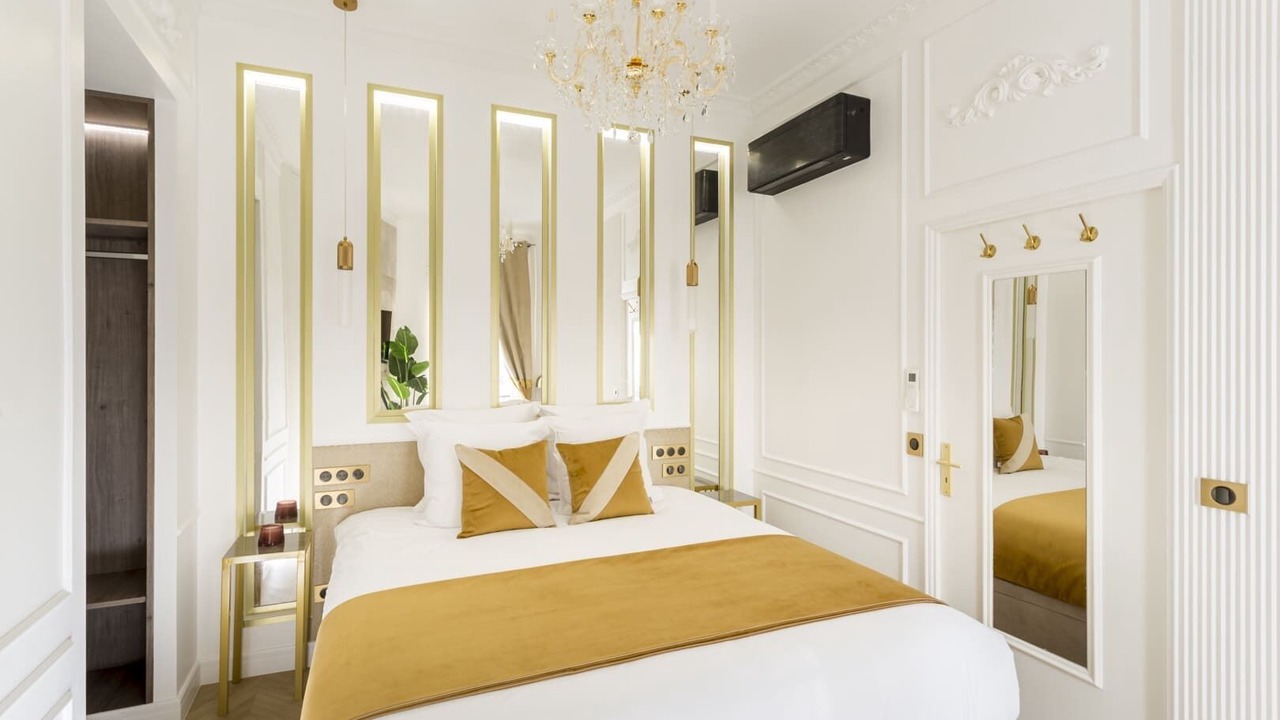 Photo of Bedroom in Arts-et-Metiers