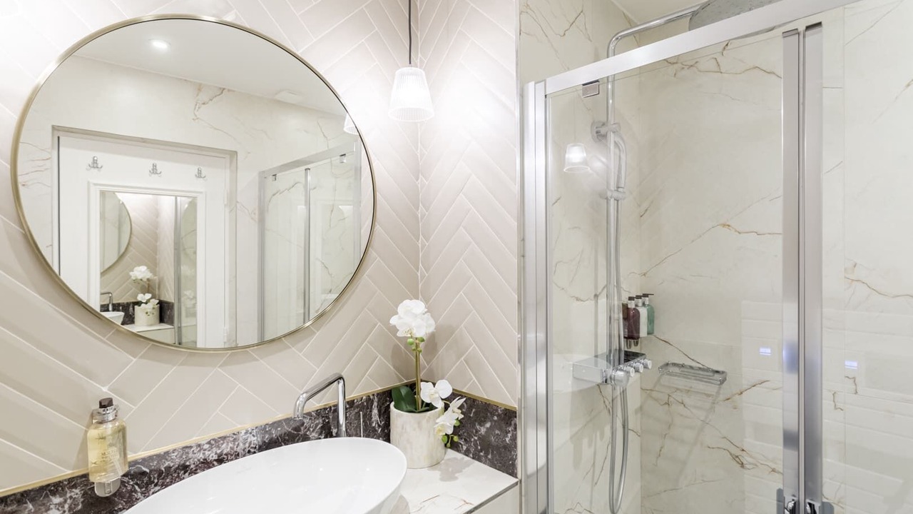 Photo of Bathroom in Arts-et-Metiers