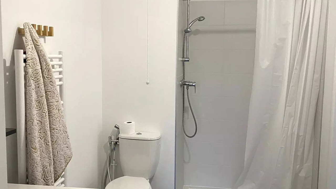 Photo of Bathroom in Asnieres-sur-Seine