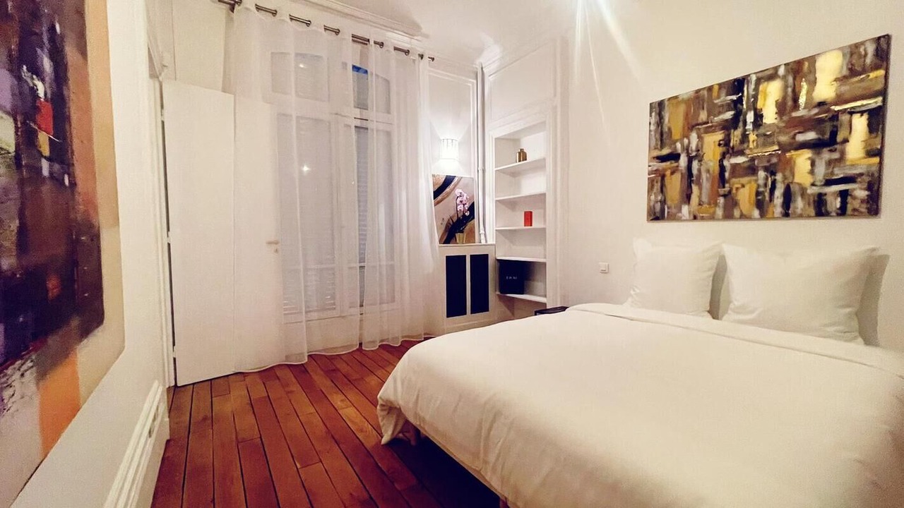 Photo of Bedroom in Passy