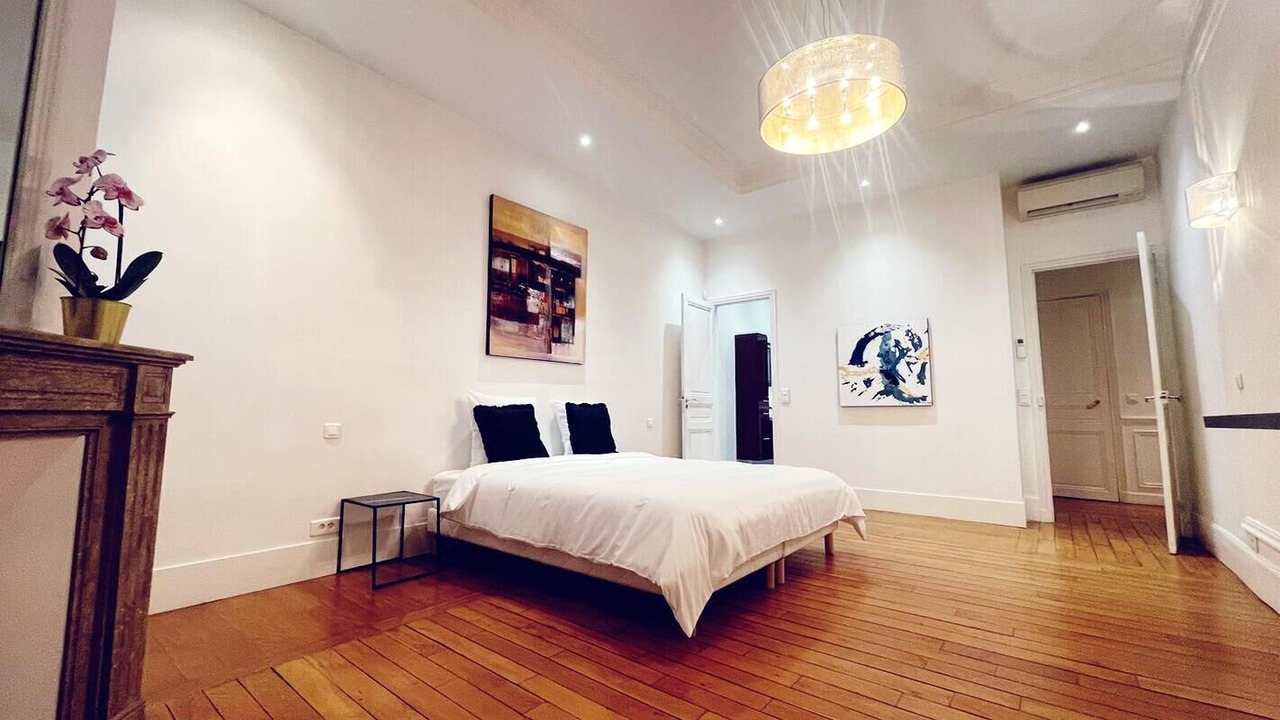 Photo of Bedroom in Passy