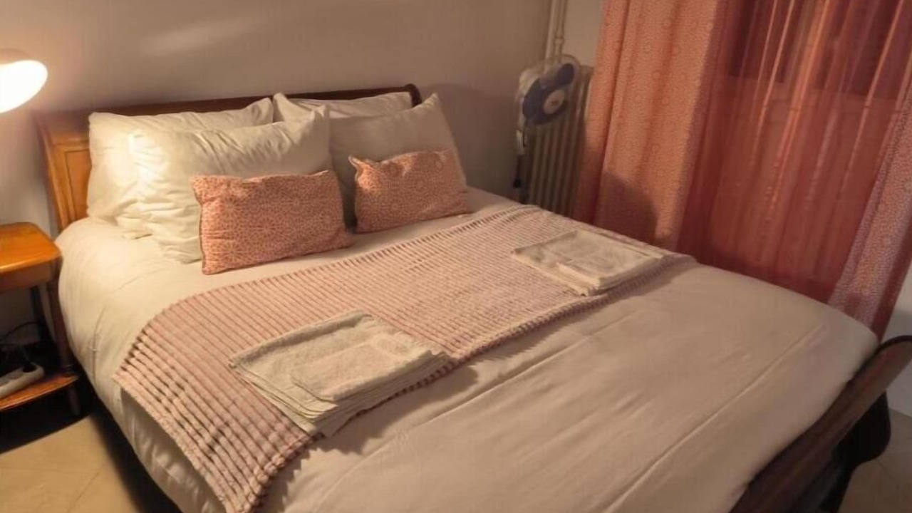Photo of Bedroom in Les Pavillons-sous-Bois