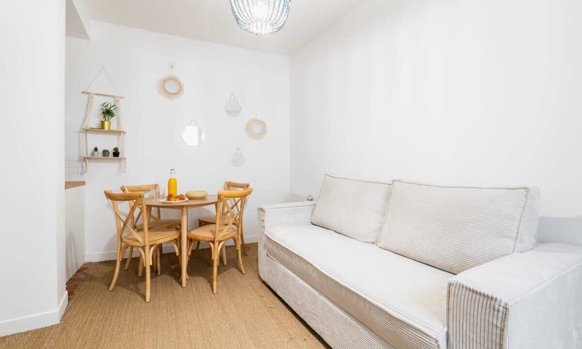 Photo of Livingroom in Belleville