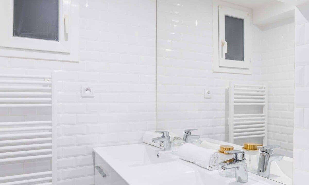 Photo of Bathroom in Belleville