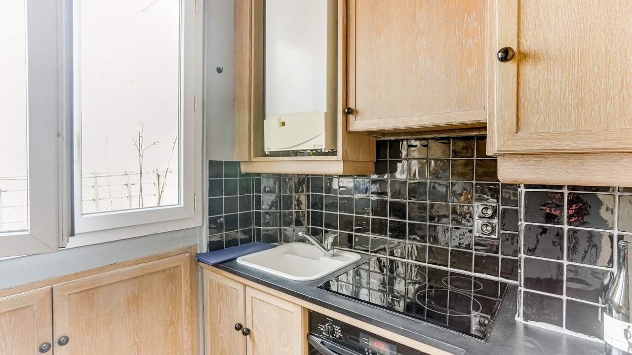 Photo of Kitchen in Quartier de la Folie-Mericourt