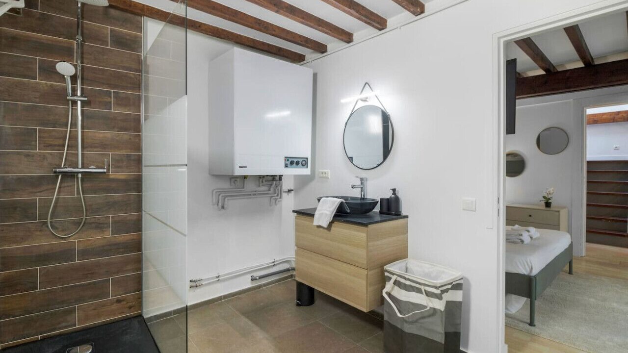 Photo of Bathroom in 5th Arrondissement