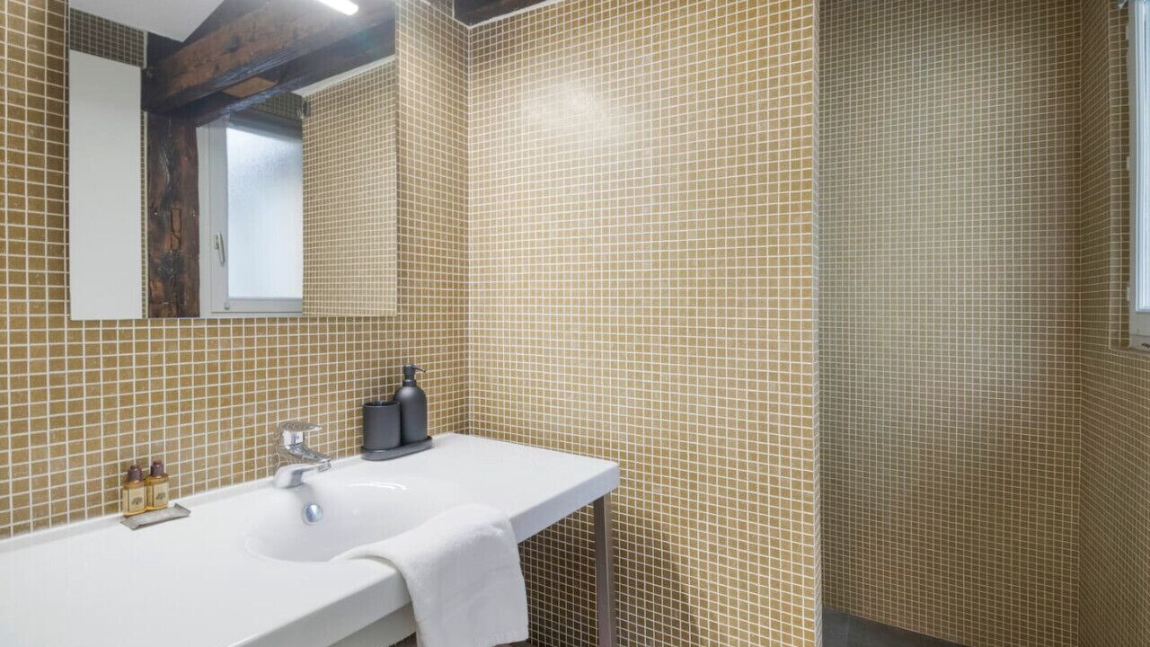 Photo of Bathroom in 5th Arrondissement