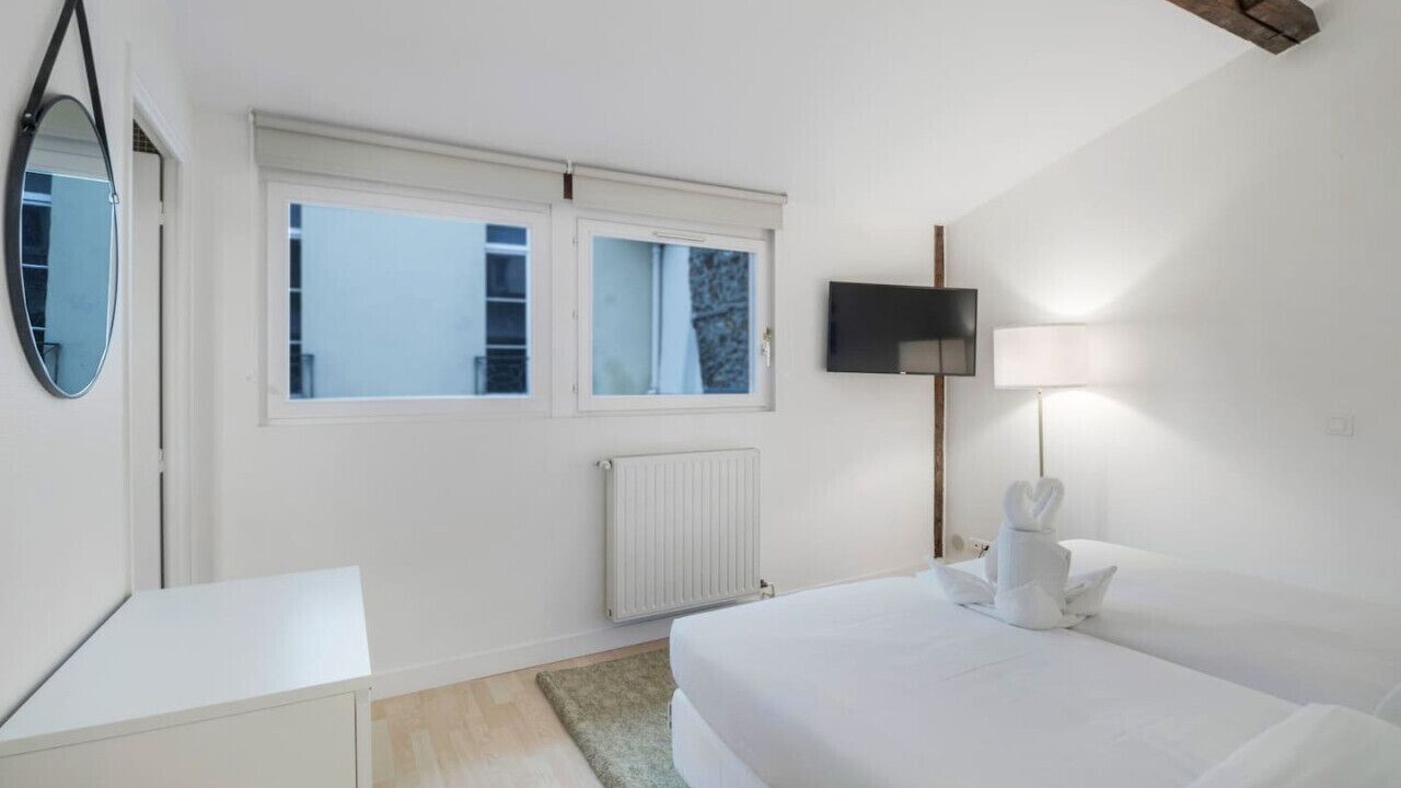 Photo of Bedroom in 5th Arrondissement