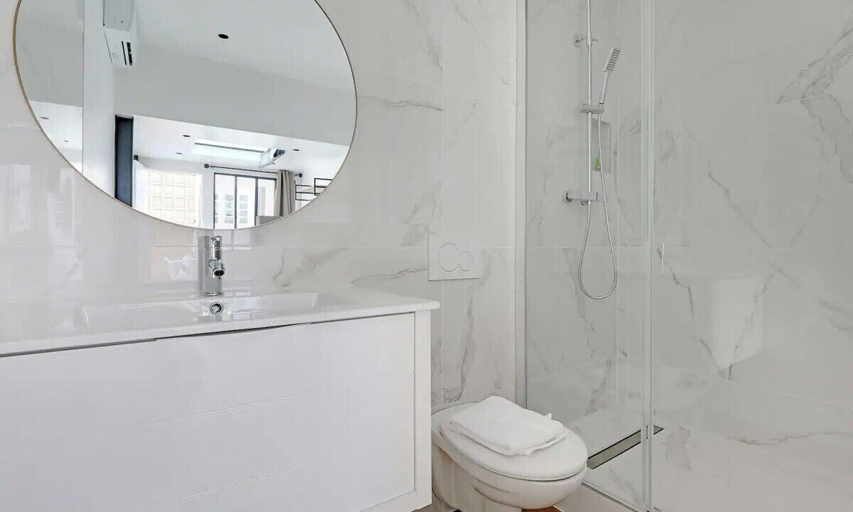 Photo of Bathroom in 15th Arrondissement