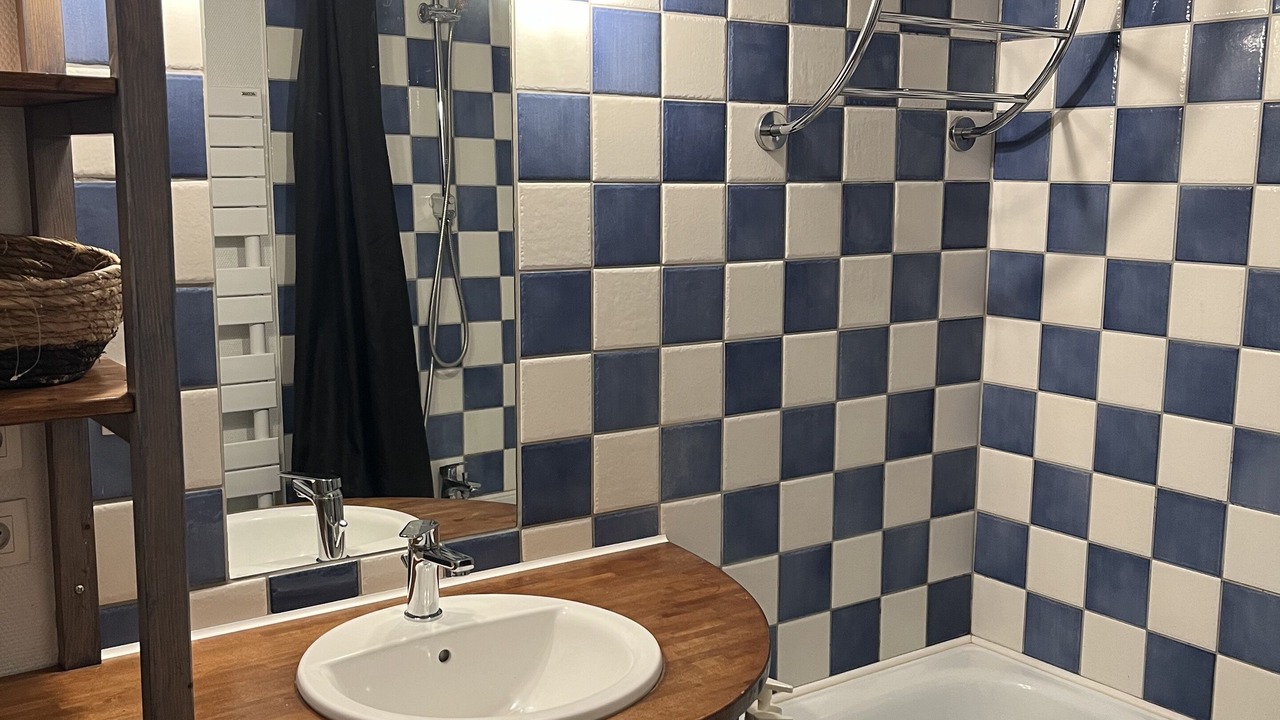 Photo of Bathroom in Epinay-sur-Seine