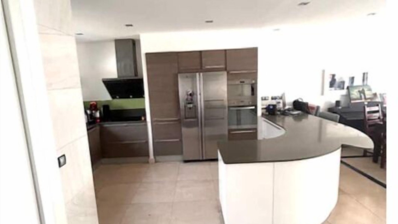 Photo of Kitchen in La Varenne Saint-Hilaire
