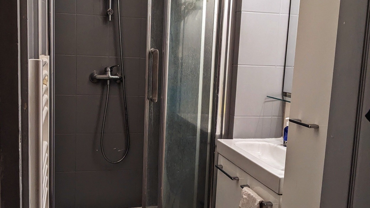 Photo of Bathroom in Noisy-le-Grand