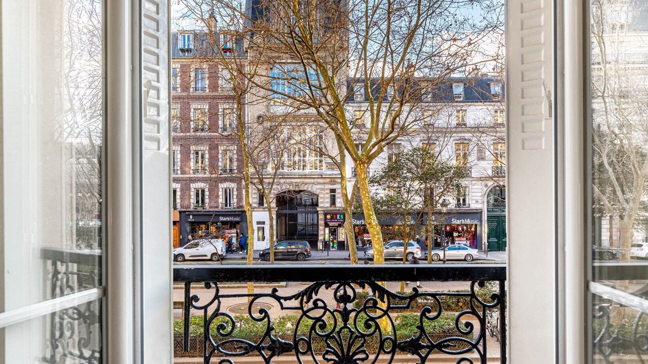 Photo of Others in Pigalle