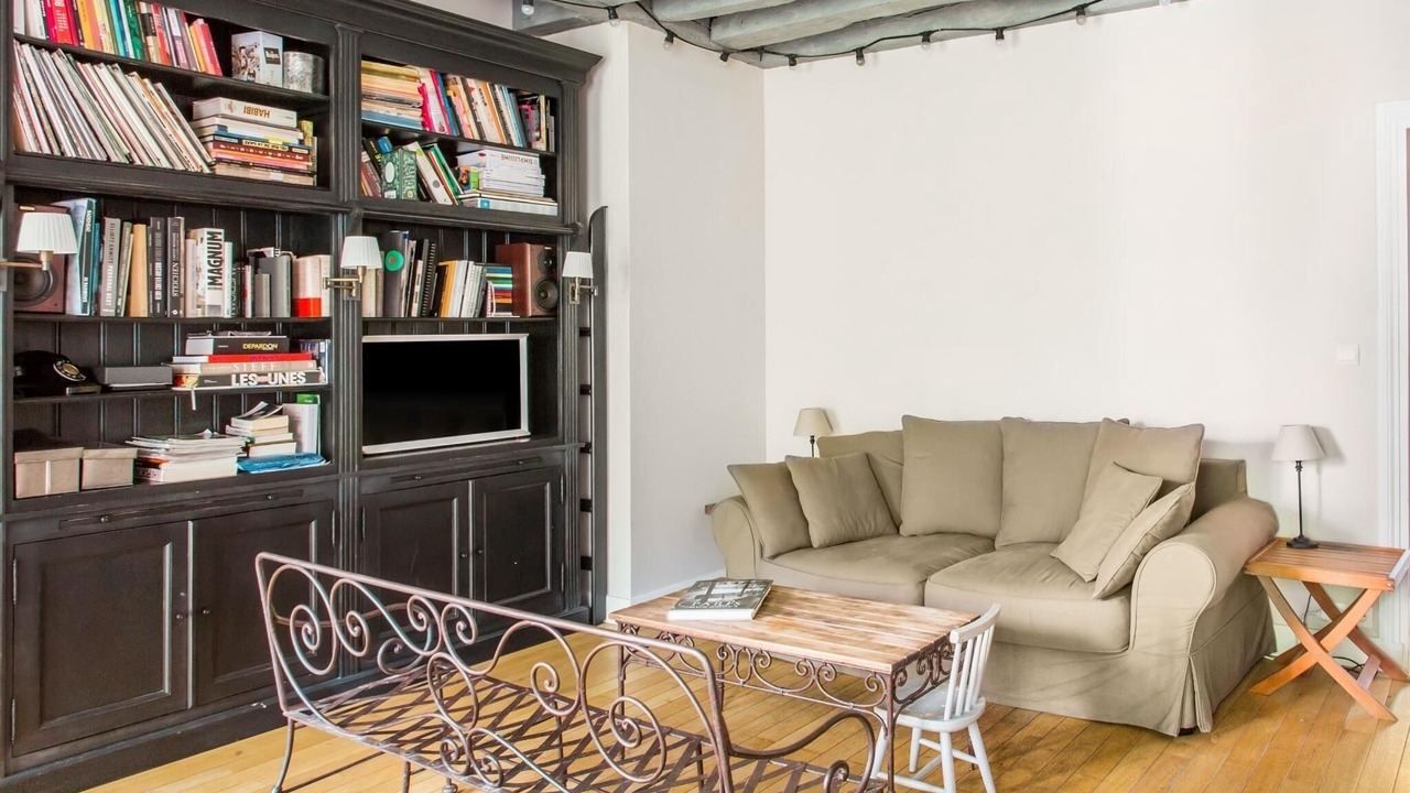 Photo of Livingroom in 5th Arrondissement