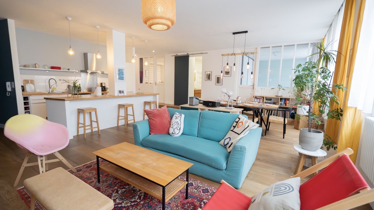 Photo of Livingroom in Quartier de la Folie-Mericourt