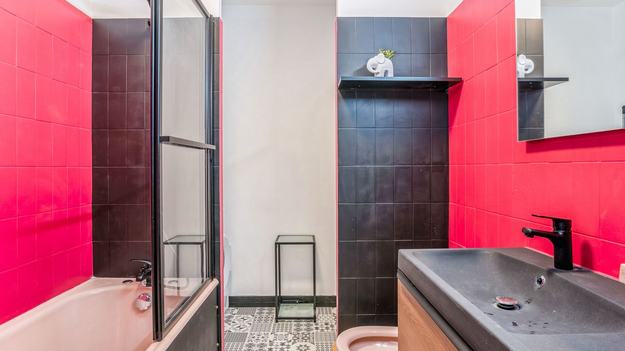 Photo of Bathroom in Clichy